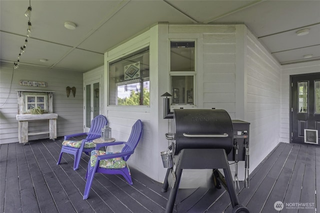 1308 11th Street Pl SW, Puyallup, WA 98371 - view of wooden porch