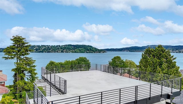 7253 S Taft St, Seattle, WA 98178 - view of patio / terrace with a water view