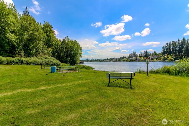 13714 SE 258th Pl Unit 36, Kent, WA 98042 - view of community with a water view and a lawn