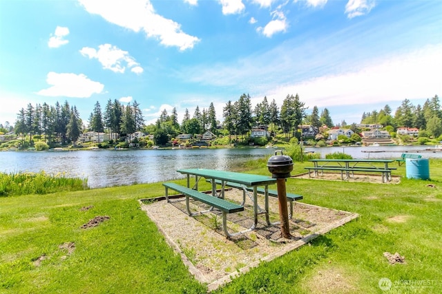 13714 SE 258th Pl Unit 36, Kent, WA 98042 - view of property's community with a lawn and a water view
