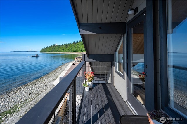 8200 Naketa Beach Walk, Mukilteo, WA 98275 - balcony featuring a water view
