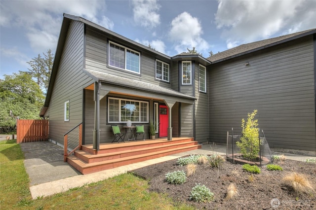872 Albion Ave SE, Ocean Shores, WA 98569 - traditional-style house with covered porch