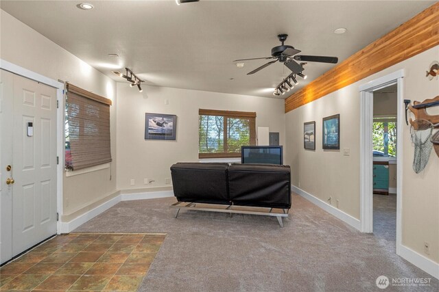 10507 48th St E, Edgewood, WA 98372 - living area featuring carpet, a ceiling fan, baseboards, and recessed lighting