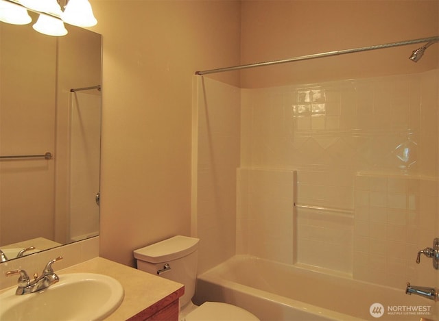 1494 Eastmont Ave Unit 58, East Wenatchee, WA 98802 - bathroom featuring shower / bath combination and vanity