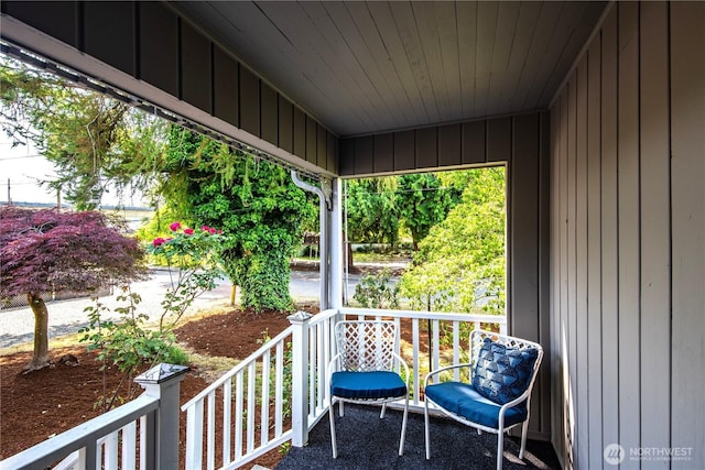 11816 40th Ave S, Tukwila, WA 98168 - view of balcony
