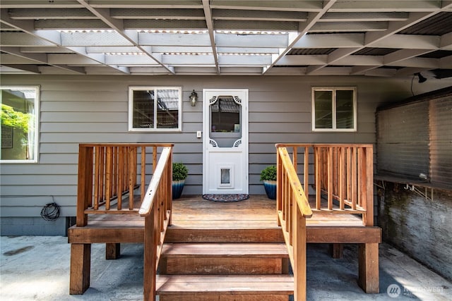 11816 40th Ave S, Tukwila, WA 98168 - view of wooden terrace