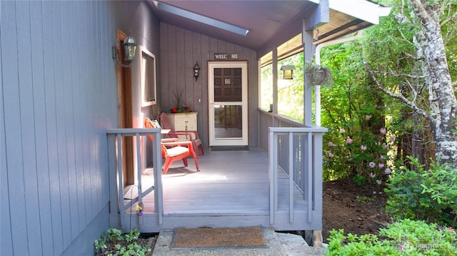 161 E Connemara Way, Shelton, WA 98584 - entrance to property with a porch