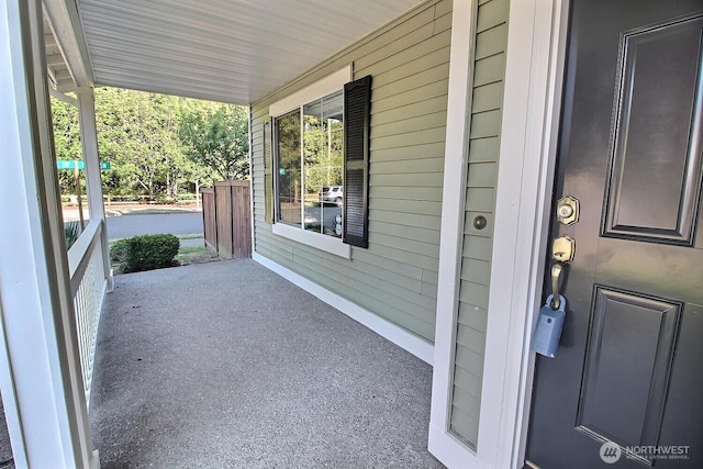 831 SW 364th Pl, Federal Way, WA 98023 - view of covered porch