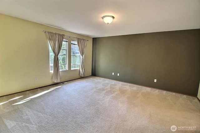 831 SW 364th Pl, Federal Way, WA 98023 - empty room with carpet floors and baseboards