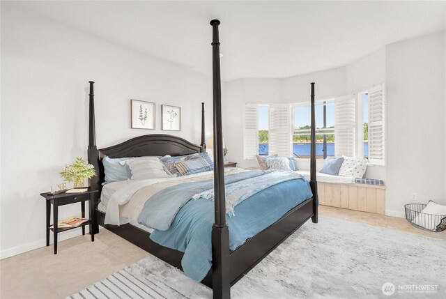 62 E N Bay Rd, Allyn, WA 98524 - bedroom featuring baseboards