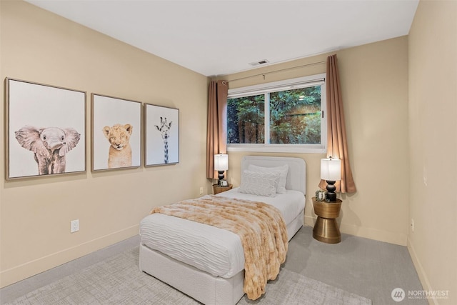 530 Alexander Ave, Kirkland, WA 98033 - carpeted bedroom with baseboards