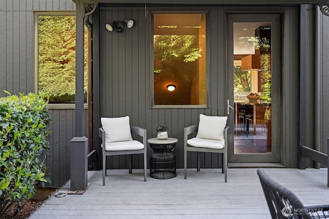 530 Alexander Ave, Kirkland, WA 98033 - view of wooden deck