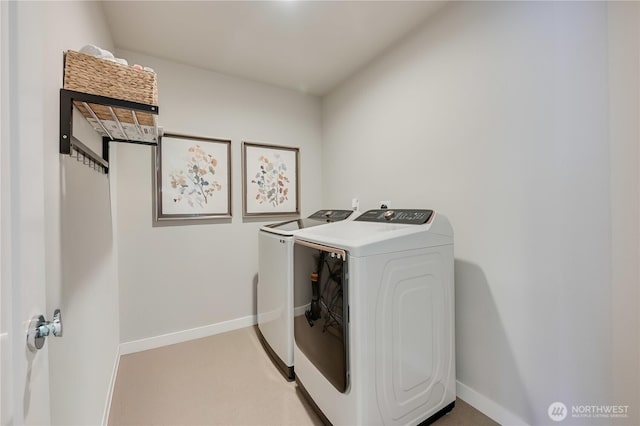 2349 N 147th St Unit B, Shoreline, WA 98133 - laundry area with washer and clothes dryer and baseboards