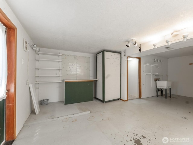 604 N Larch Ave, East Wenatchee, WA 98802 - view of basement