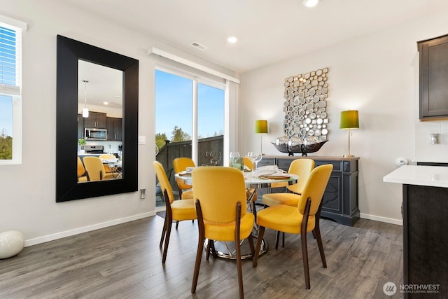 6451 Randolph Dr NE, Bremerton, WA 98311 - dining space featuring dark wood-style floors, baseboards, and recessed lighting