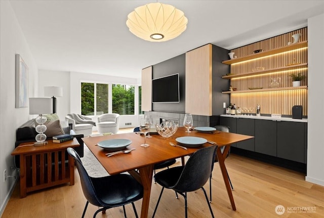 1400 Taylor Ave N Unit 202, Seattle, WA 98109 - photo 2
