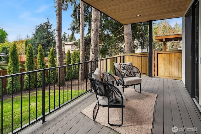 6707 117th Ave NE, Kirkland, WA 98033 - wooden deck with a lawn