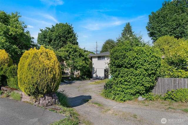 7919 37th Ave S, Seattle, WA 98118 - view of property exterior