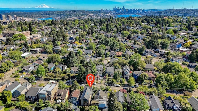 2334 N 57th St, Seattle, WA 98103 - view of urban area with nearby suburban area