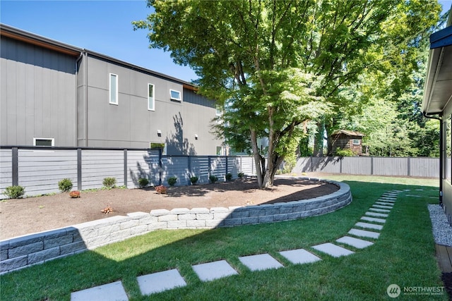 8456 SE 40th St, Mercer Island, WA 98040 - view of yard