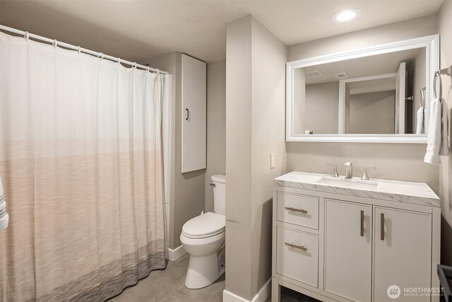 2911 216th Ave NE, Sammamish, WA 98074 - full bath with toilet, vanity, tile patterned flooring, baseboards, and curtained shower