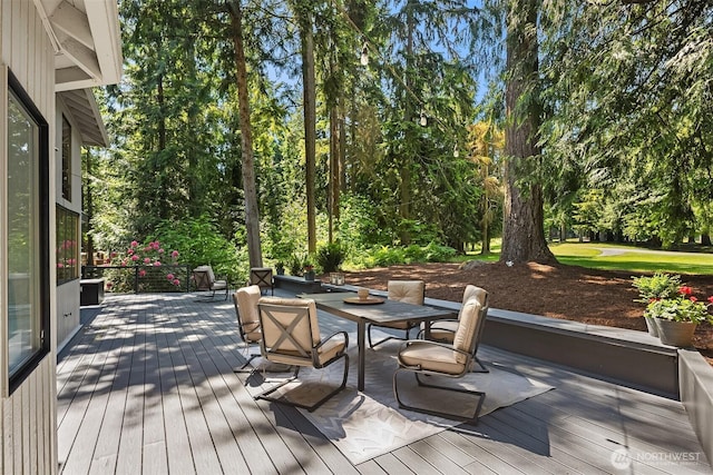 2911 216th Ave NE, Sammamish, WA 98074 - wooden deck with outdoor dining space