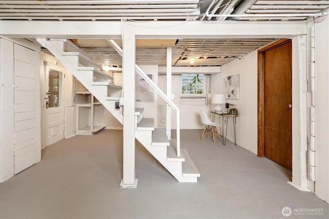 4828 38th Ave NE, Seattle, WA 98105 - basement with stairway