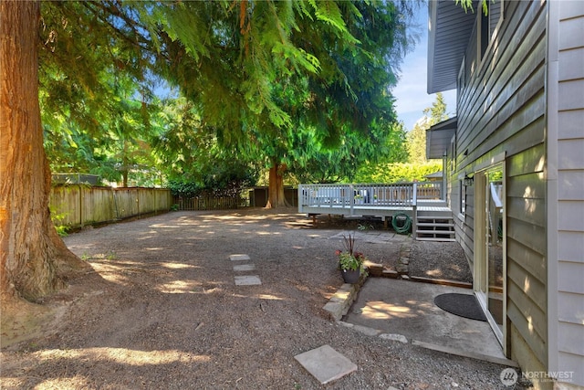 19802 33rd Dr SE, Bothell, WA 98012 - view of yard with a wooden deck