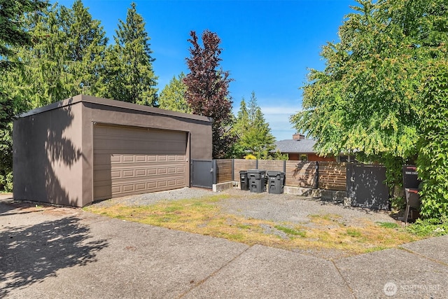 2043 N 78th St, Seattle, WA 98103 - view of detached garage