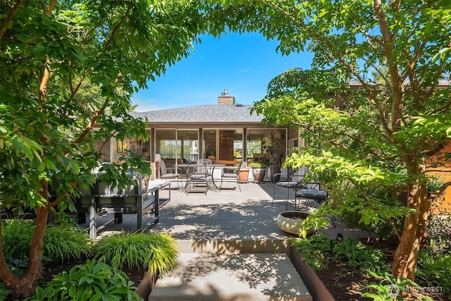 2043 N 78th St, Seattle, WA 98103 - view of patio / terrace with outdoor dining area