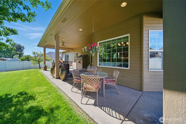 832 SE Vintage Way, College Place, WA 99324 - view of patio / terrace with outdoor dining area and ceiling fan
