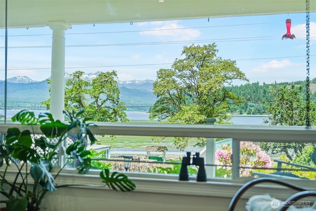5060 E State Route 106, Union, WA 98592 - balcony with a mountain view