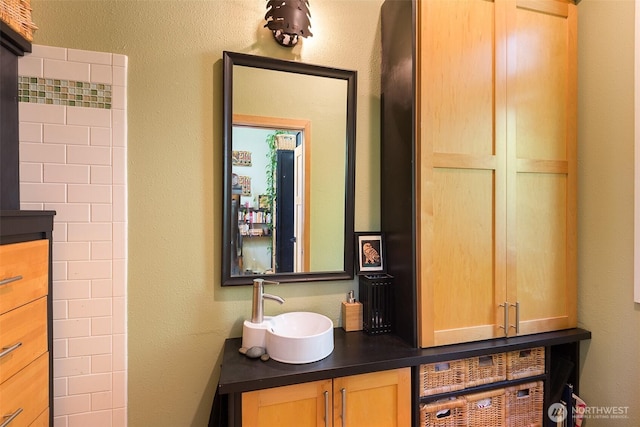 1650 Cherry St, Port Townsend, WA 98368 - bathroom with vanity and a textured wall