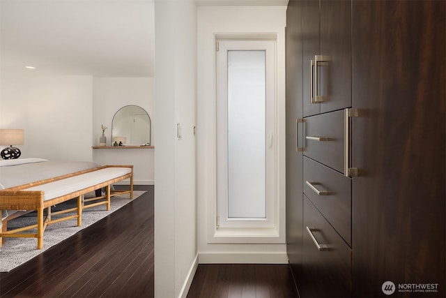 2031 Fairview Ave E Unit E, Seattle, WA 98102 - hall featuring baseboards and dark wood-style floors