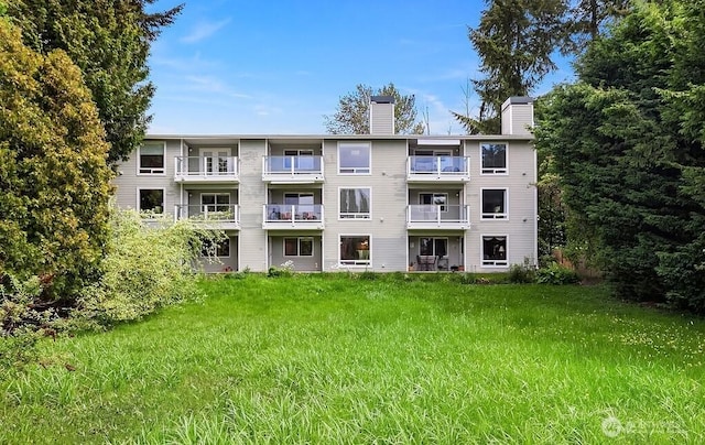 12307 NE 97th St Unit B, Kirkland, WA 98033 - view of apartment building / complex