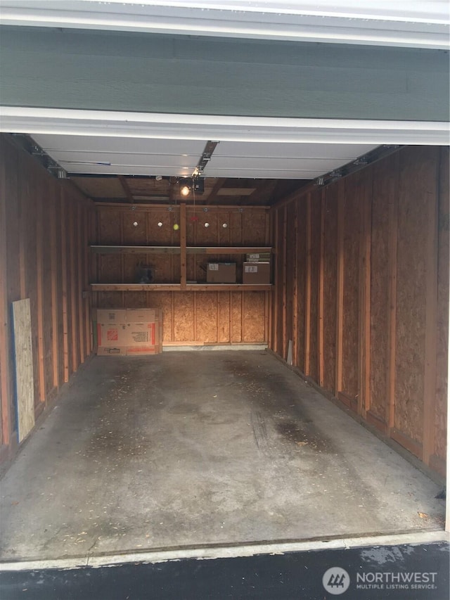 12307 NE 97th St Unit B, Kirkland, WA 98033 - view of garage