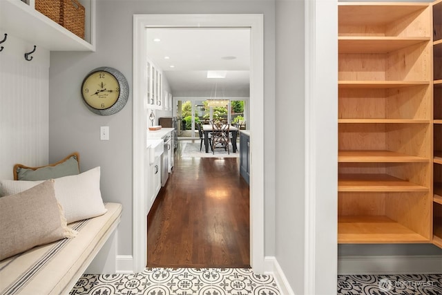 7834 SE 75th Pl, Mercer Island, WA 98040 - mudroom with dark wood-style flooring and baseboards