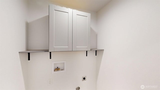 40 Utke Ln, Omak, WA 98841 - laundry room featuring cabinet space, washer hookup, and hookup for an electric dryer