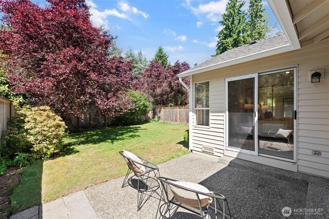 12731 102nd Ave NE, Kirkland, WA 98034 - view of patio