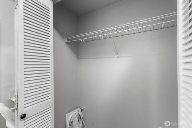19500 Ballinger Way NE Unit 109, Shoreline, WA 98155 - view of closet