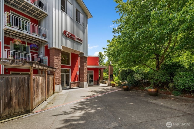 19500 Ballinger Way NE Unit 109, Shoreline, WA 98155 - view of property