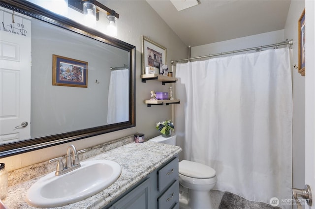 1183 E.9 Rd NE, Moses Lake, WA 98837 - full bath with toilet, vanity, and curtained shower