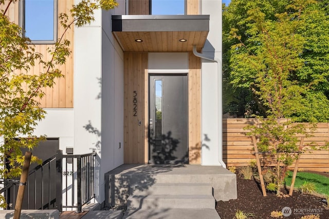 5822 56th Ave NE, Seattle, WA 98105 - entrance to property