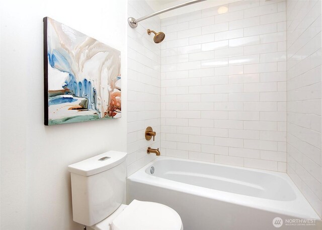 13713 35th Ave NE Unit A, Seattle, WA 98125 - full bath featuring toilet and washtub / shower combination