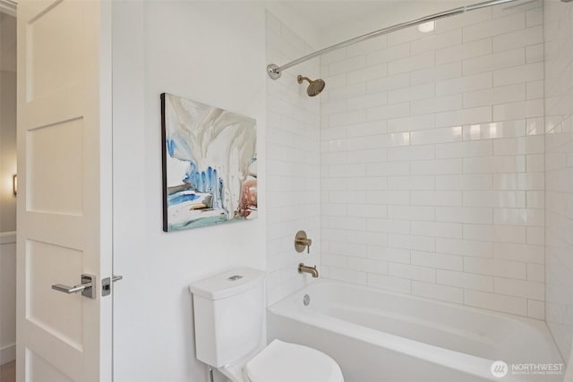 13713 35th Ave NE Unit A, Seattle, WA 98125 - bathroom with toilet and shower / tub combination