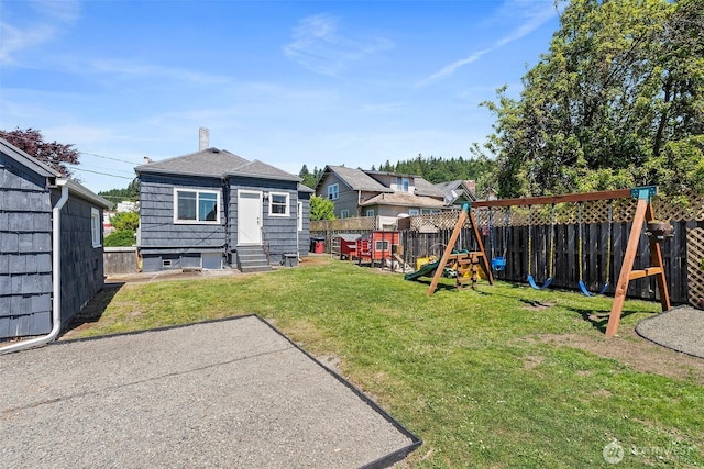 121 SW Alfred Ave, Chehalis, WA 98532 - view of yard with entry steps and a playground