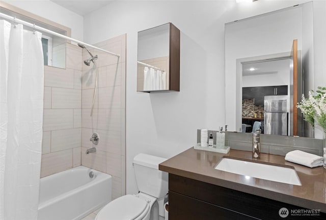 2222 E Mcgraw St, Seattle, WA 98112 - full bath featuring shower / bath combo, toilet, and vanity