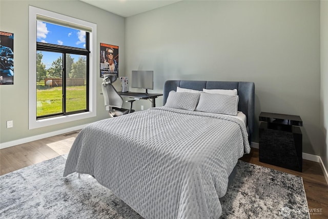 1550 Old Cedars Rd, Cle Elum, WA 98922 - bedroom with baseboards and wood finished floors