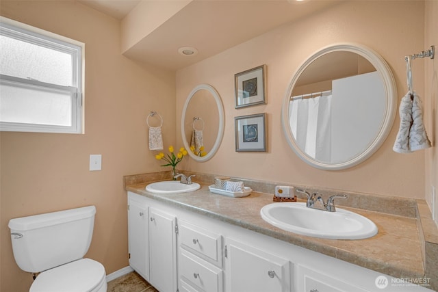 17620 NE 29th St, Redmond, WA 98052 - bathroom with double vanity and toilet
