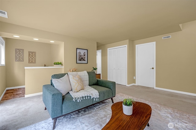17620 NE 29th St, Redmond, WA 98052 - living area featuring carpet flooring, baseboards, and recessed lighting